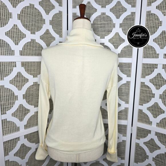 The Limited Cream Cowl Neck Long Sleeve Lightweight Sweater Size Medium - Picture 11 of 14
